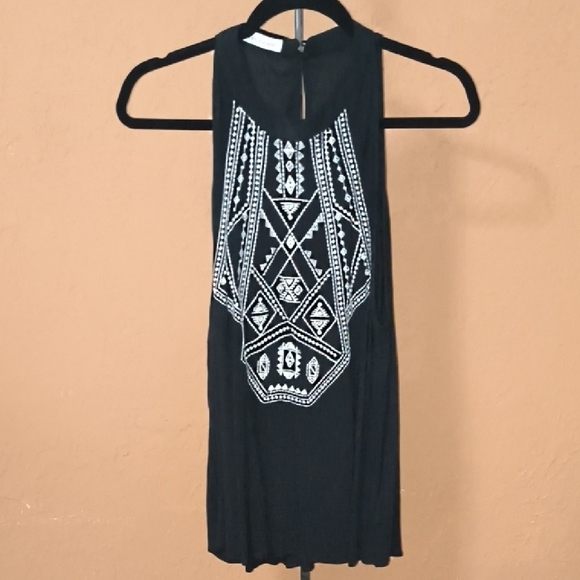 Maurices Tops - Maurices Black and White Graphic Tank Top
